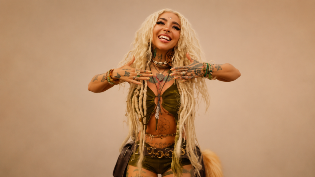 Shanin Blake: The Powerful Rise of an Independent Music Artist, Her Age, Net Worth, Career, and Inspiring Journey